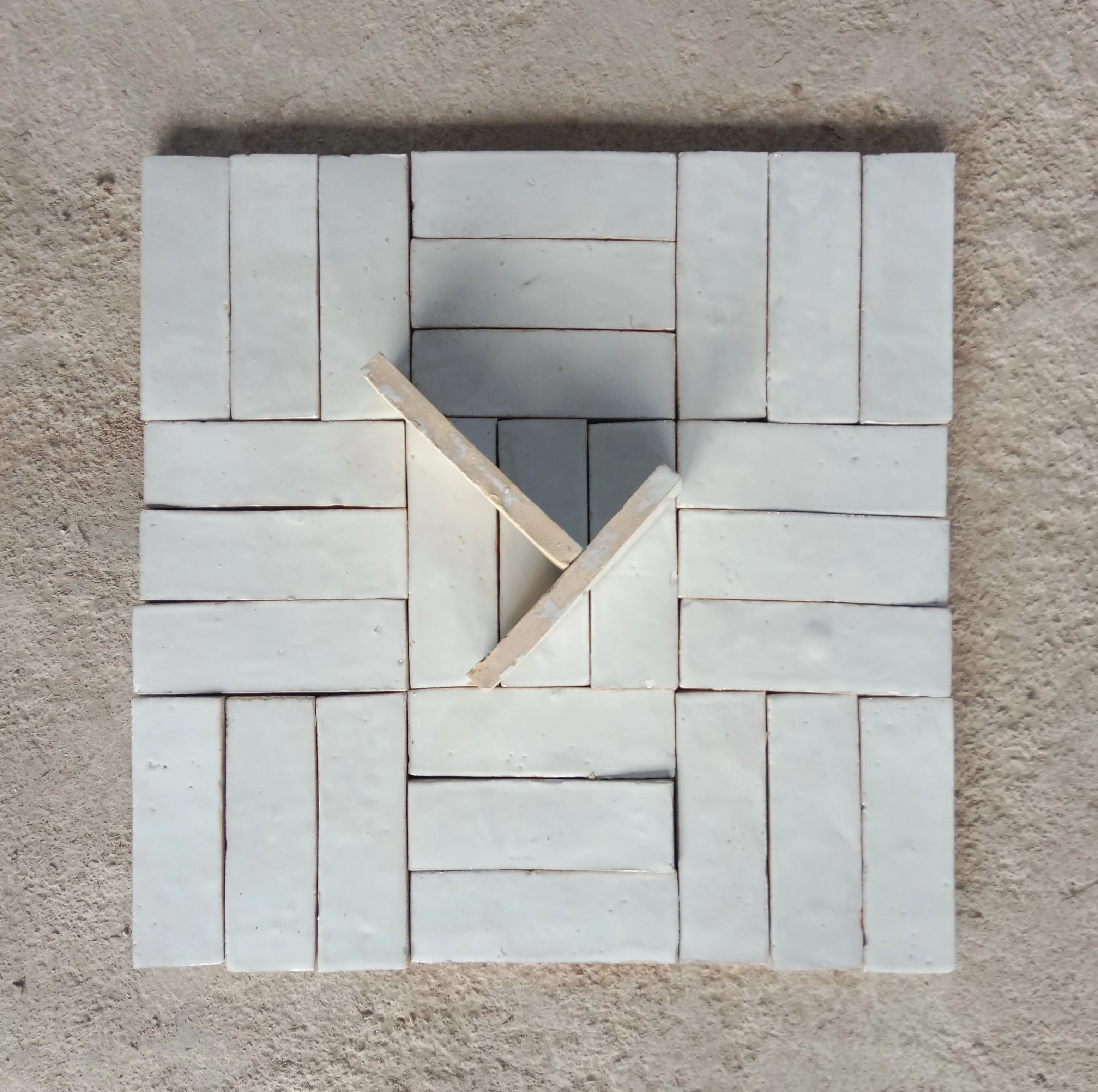 Plinth Blanc